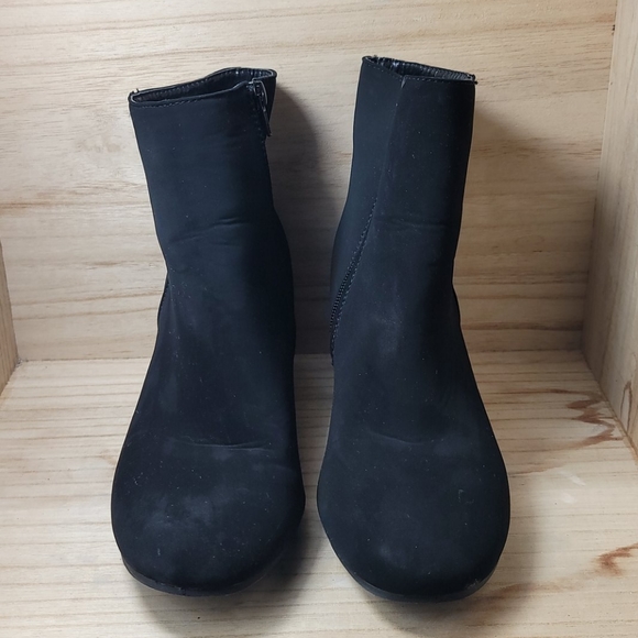 Womens Black Suede Ankle Boots - Picture 5 of 11